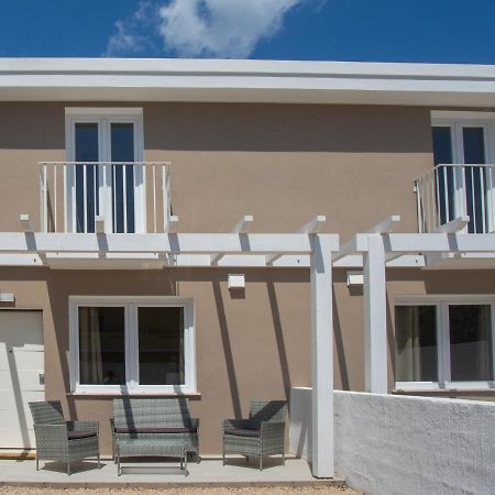 Residence Pula Via Delle Rose Exterior photo