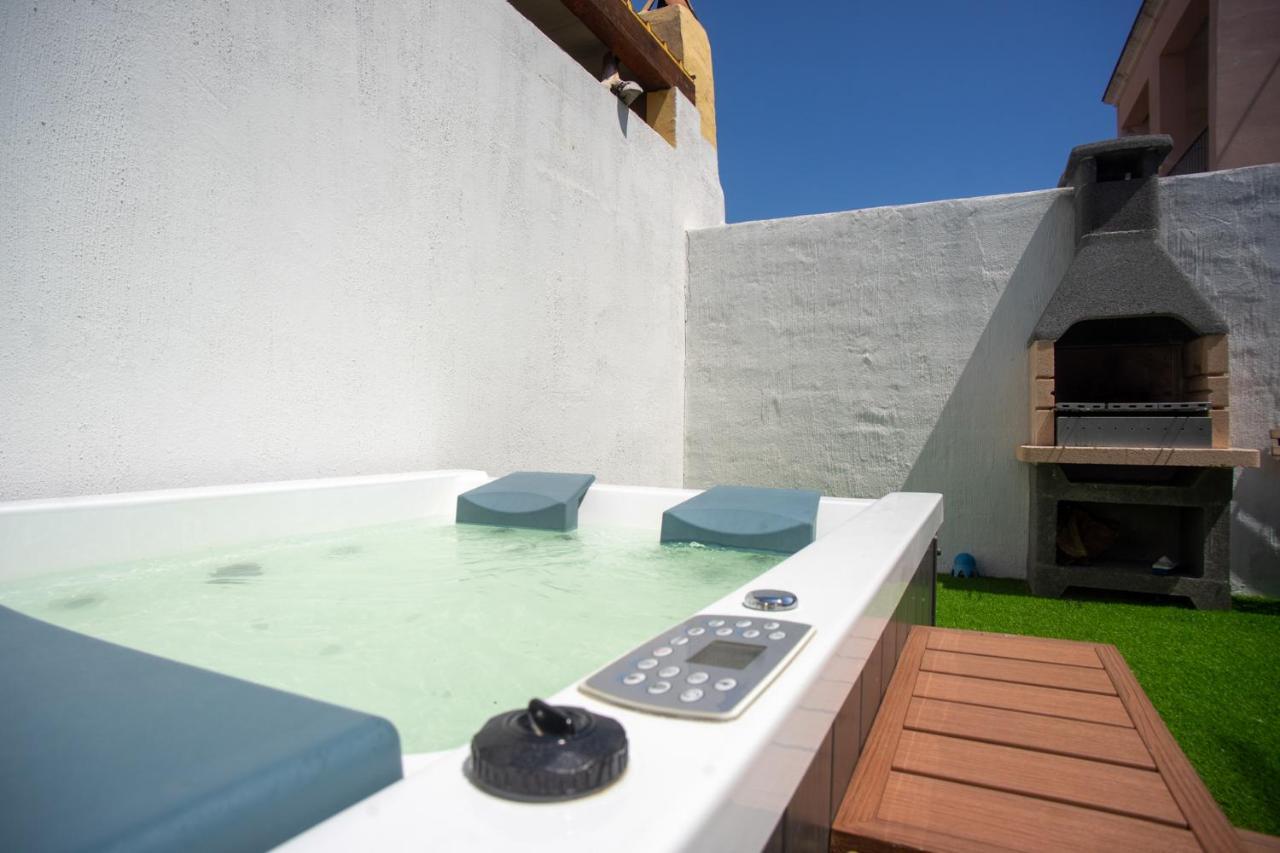 Residence Pula Via Delle Rose Exterior photo