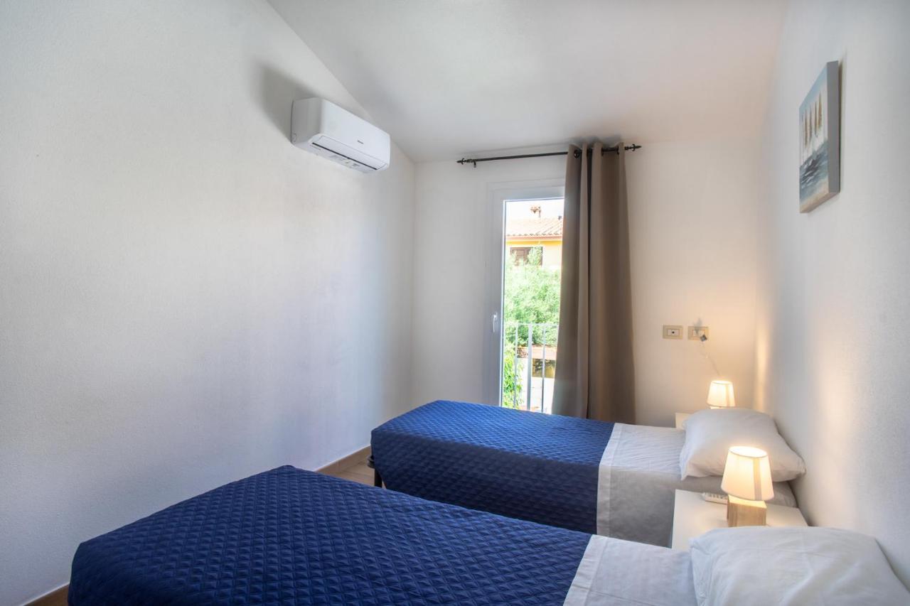 Residence Pula Via Delle Rose Exterior photo